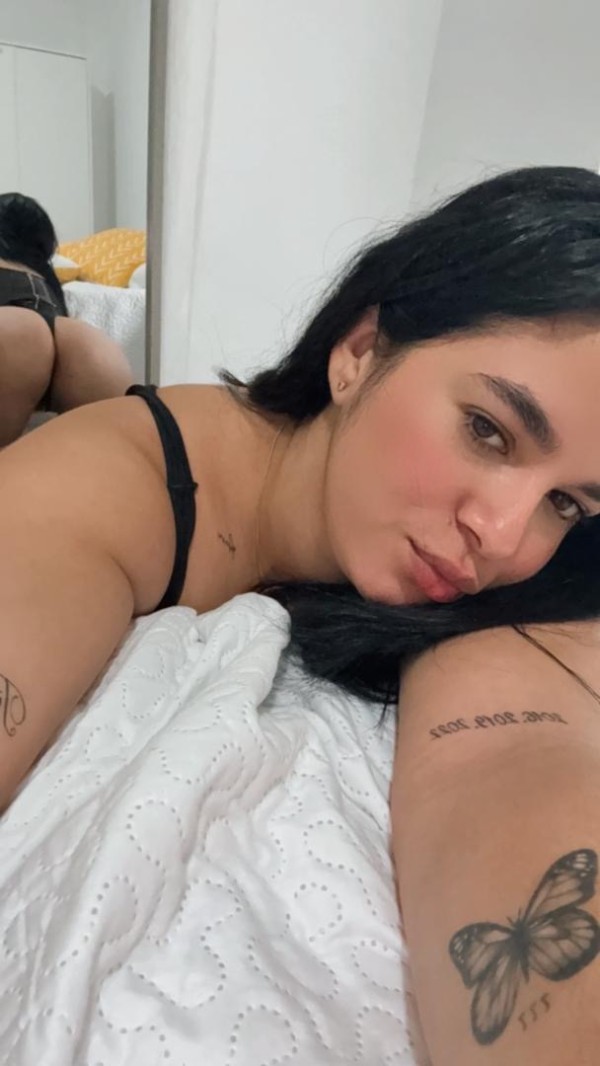 REAL Y AUTÉNTICA HEMBRA EN BUSCA DE MACHO EMPOTRADOR ( DAME LECHE)
