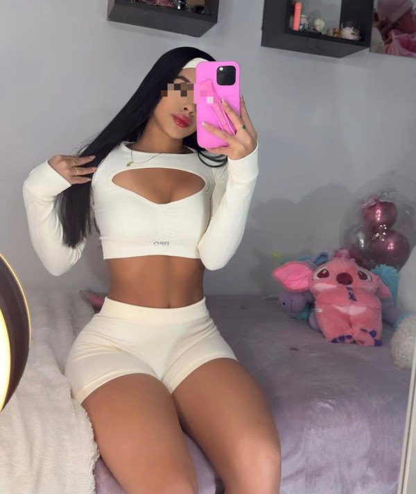 LATINA DELGADITA JUGUETONA Y FOGOSA NOVEDAD EN BERNABEU