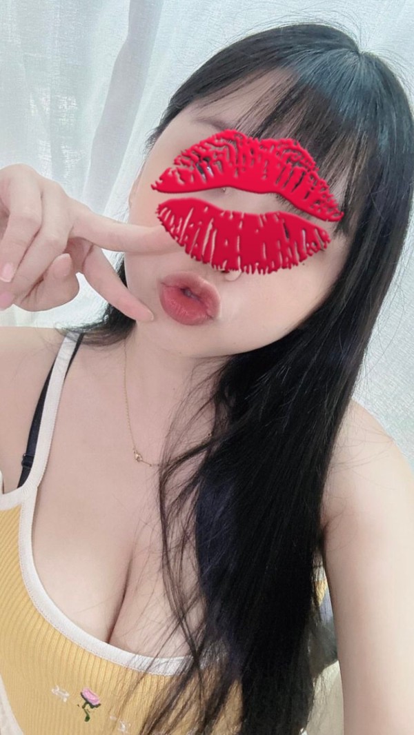 AMIGAS MUY GUAPAS, CAMPANAR, 653079475 / 633900058