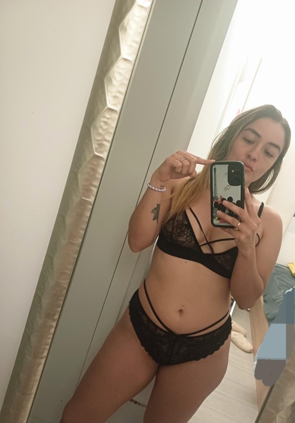 ARDIENTE Y DECIDIDA