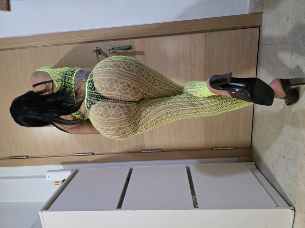 PONTE TUS RAYITAS EN MI CULOTE