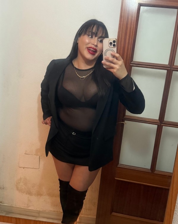 Evelyn perra traga leche dame leche y te doy