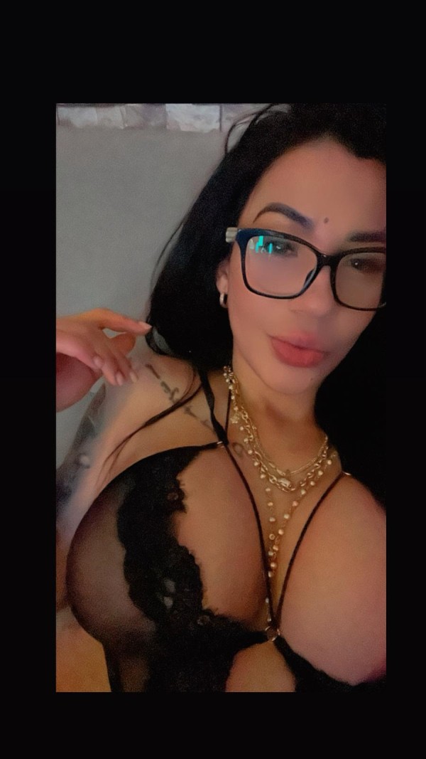 Niñatas LATINAS….. chanel
