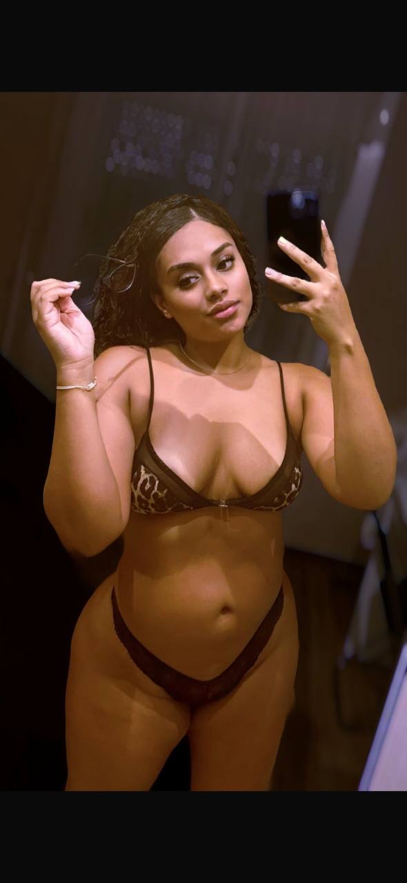 Valeria 632935408 tetas naturales CACHONDA SEXY DISPUESTA PARA TI