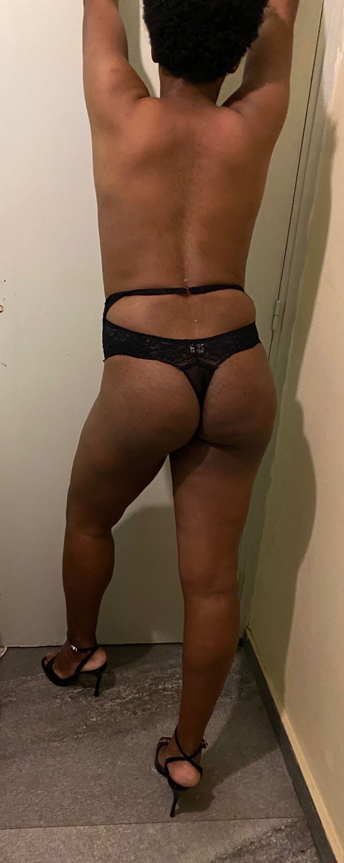 LINA mulata 33 años cariñosa CITAS CONCERTADAS