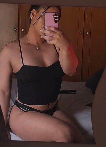 Estupenda mujer TRANS toda una diosa para ti dotación XXL SIETE PALMAS