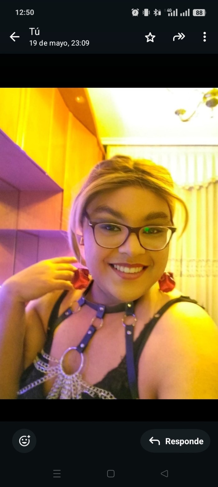 Top trans dominatrix ¿Has sido un nene malo?