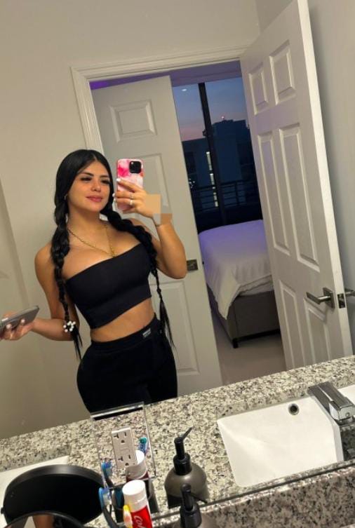 PAOLA hermosa y sexi latina novedad en ferrol