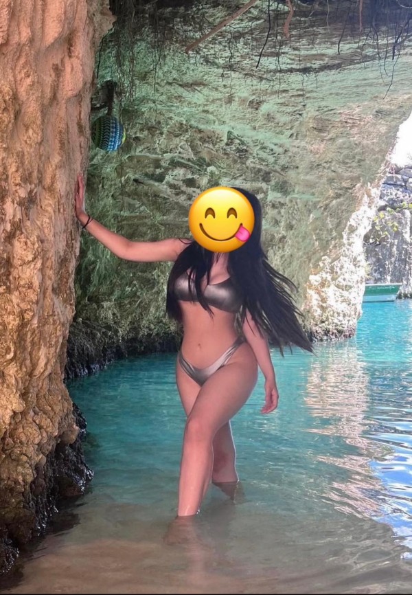 CARLA LA MAS CALIENTE LLEGA EN LA CIUDAD