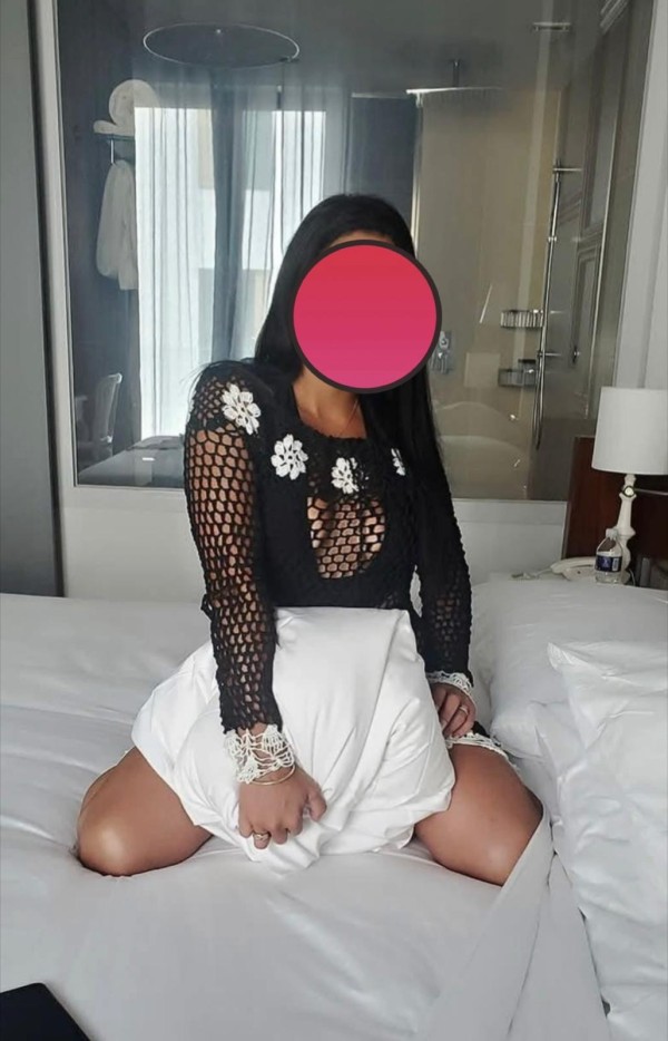 CARLA LA MAS CALIENTE LLEGA EN LA CIUDAD