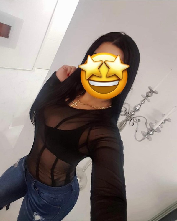 CARLA LA MAS CALIENTE LLEGA EN LA CIUDAD