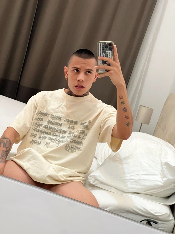 Camilo chico latino
