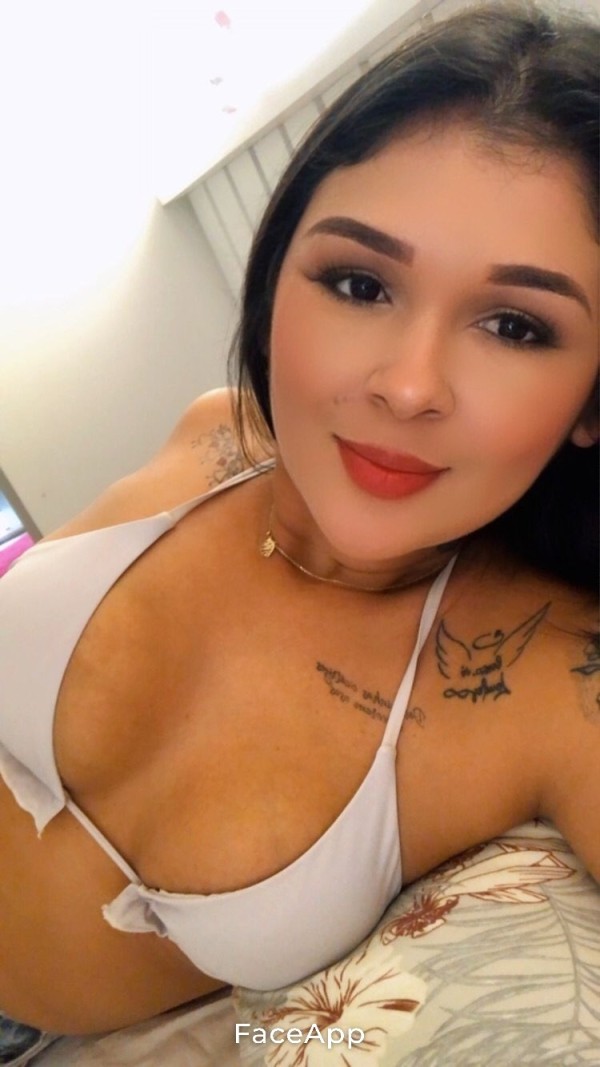 La chica más juguetona de tu ciudad