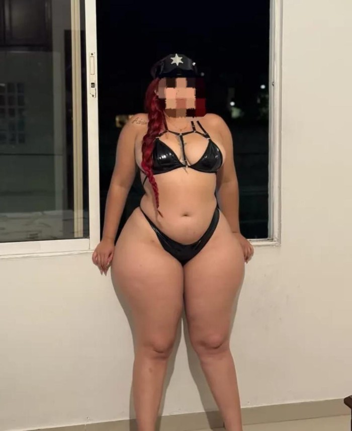 Jovencita cachonda Griego