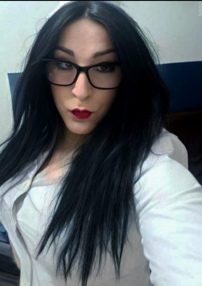 MUY DOMINANTE NOVEDA AMA TRAVESTI BOIRO SALIDAS