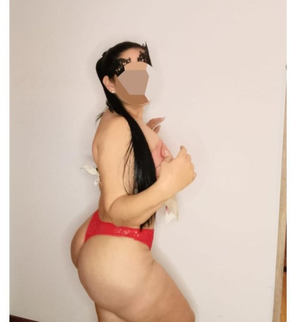 BELLA MASAJISTA CON EL TRATO MAS ESPECIAL EN LOGROÑO