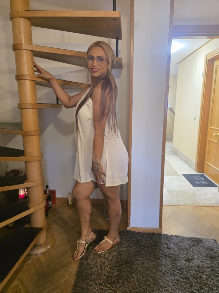 RUBIA EXPLOSIVA TRANS COLOMBIANA 30 AÑOS NOVEDAD