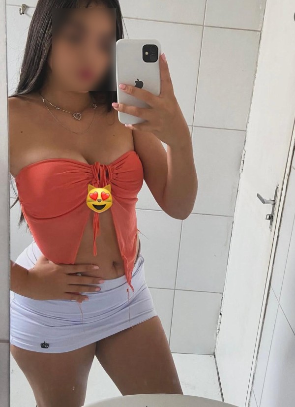 NOVEDAD EN FOZ! RECIEN INICIADA TIMIDA Y JUGUETONA