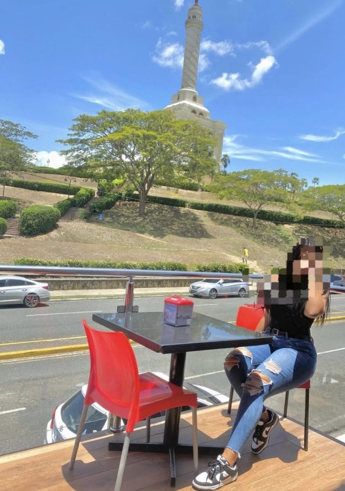 Nueva por tu zona morenita guapa