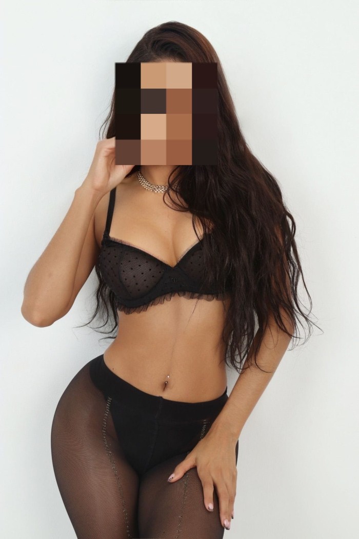 Camila 722450113 Hermosa y Traviesa Latina