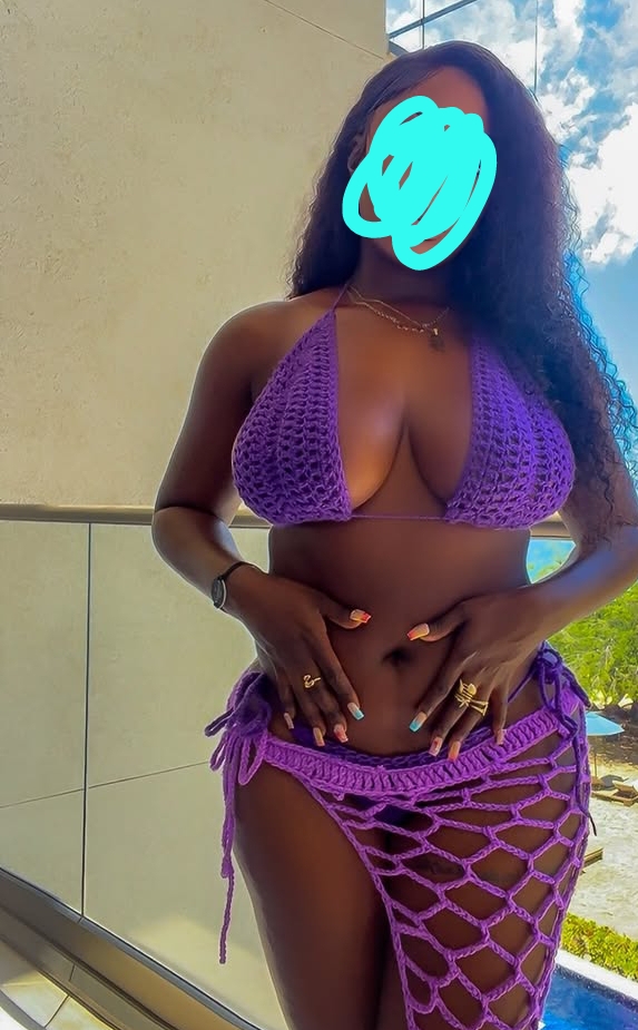 Nueva en tu Ciudad morena caliente  fiestera