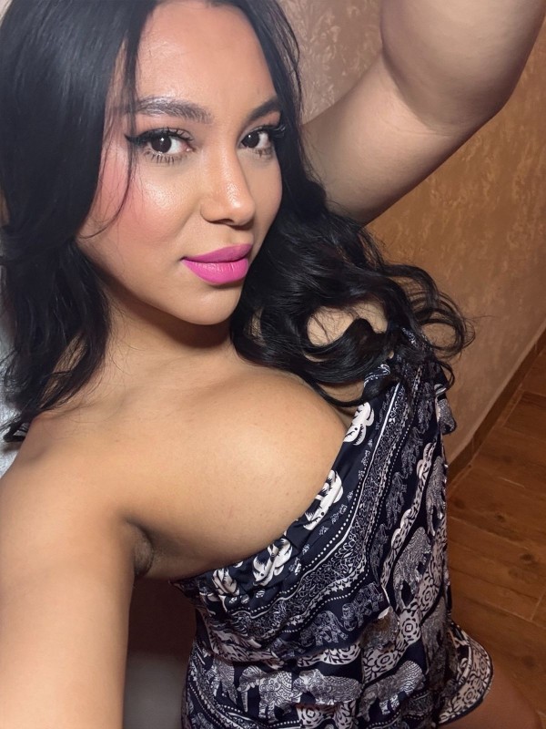 BellaWendy transsexual en IRUN recién llegada