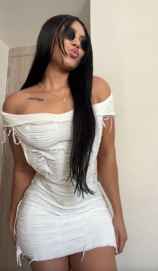 SAMARA UNA EXÓTICA NIÑA CARIÑOSA  EXTROVERTIDA EN CALAHONDA