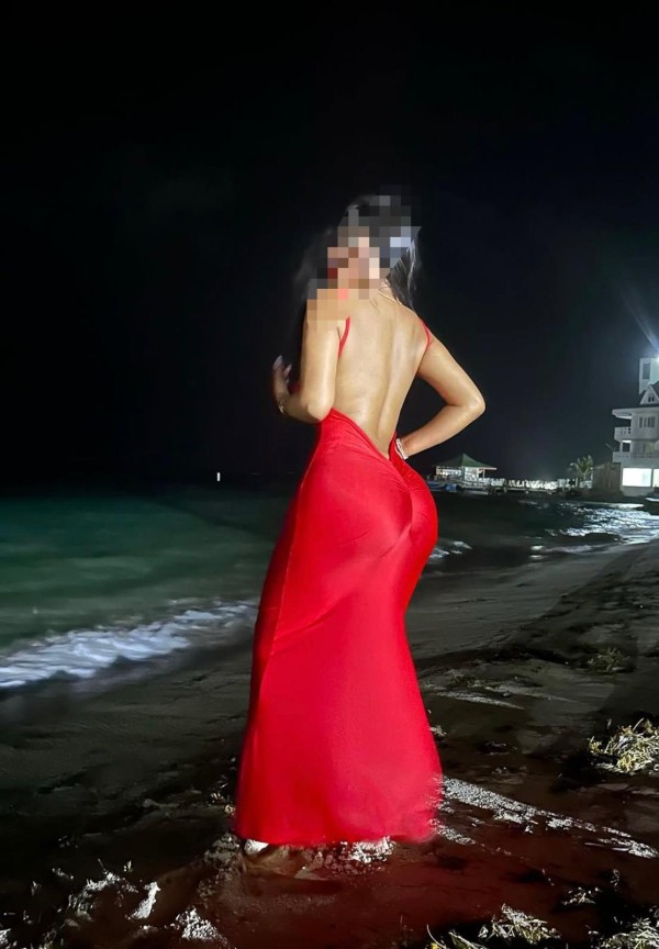 KAREN, JOVENCITA MUY RICA EN CADIZ