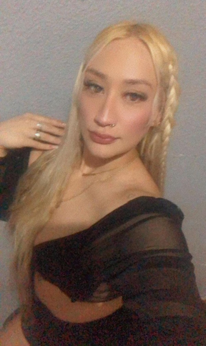 VEN  TE COMO LA POLLA  ENTERA