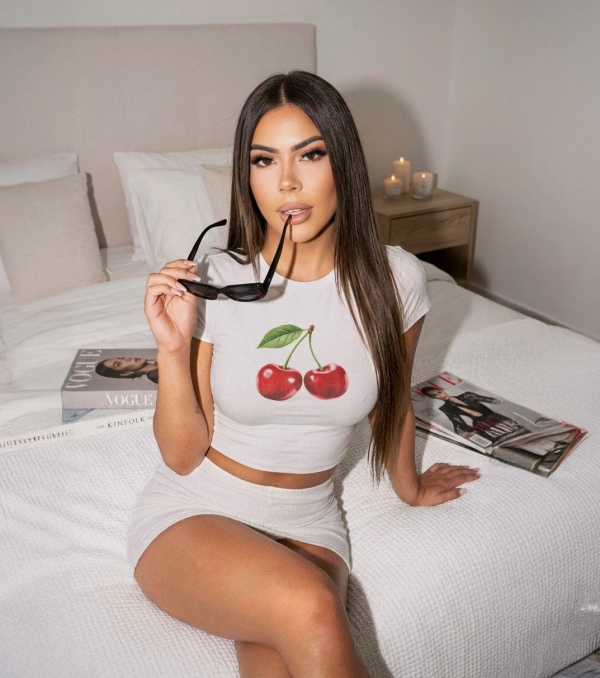 Latina caliente