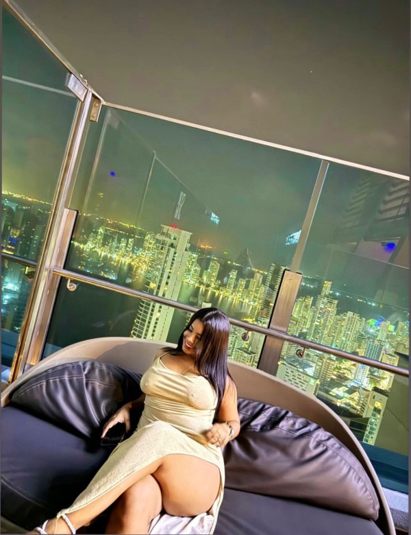 PRECIOSA JOVENCITA BRASILEñA EN TETUAN