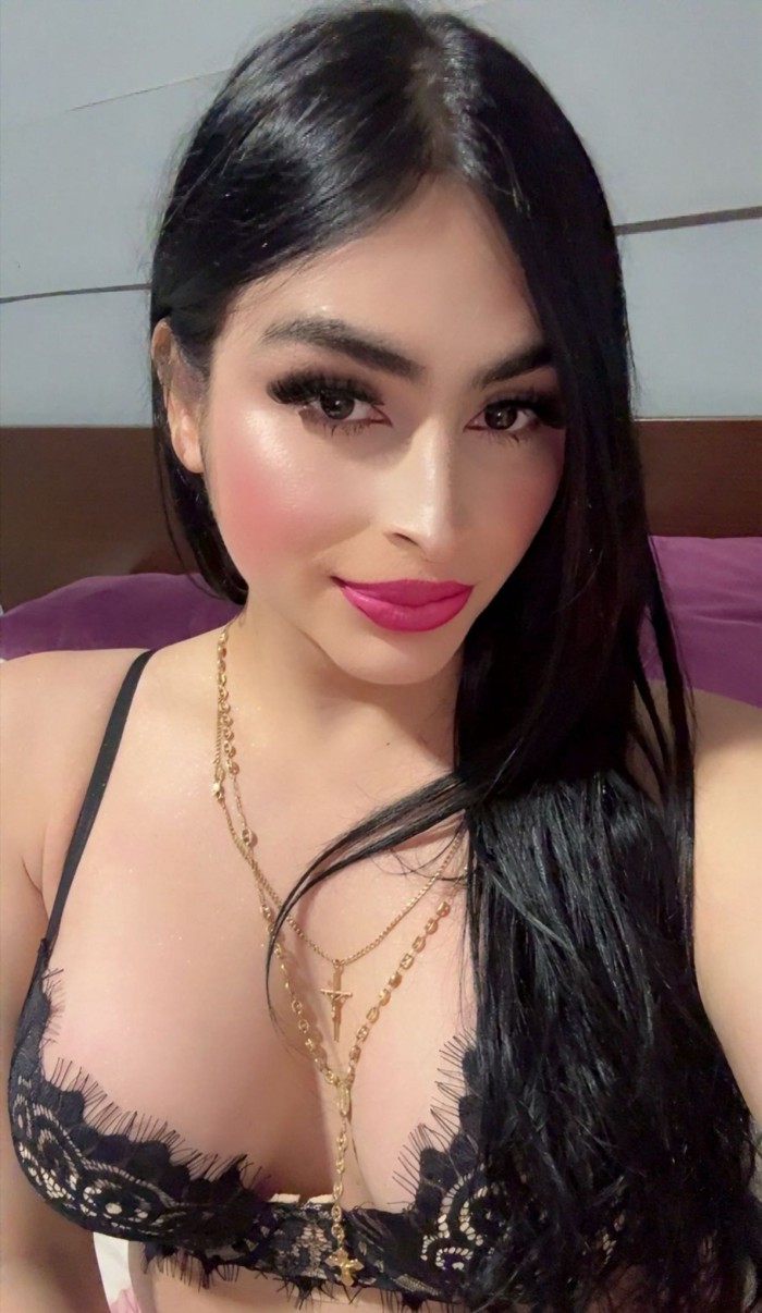 SENSUAL ESCORT DE LUJO ARDIENTE FIESTERA EN VILLEN