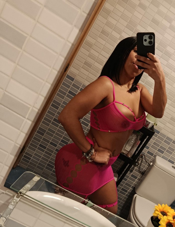 BOMBA DE SEXO SALVAJE
