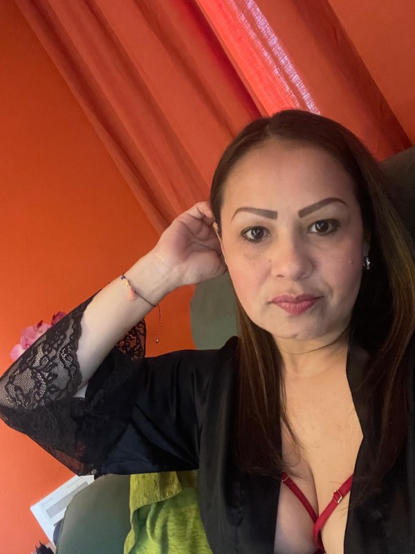 A Coruña Sensual, cariñosa y cachonda