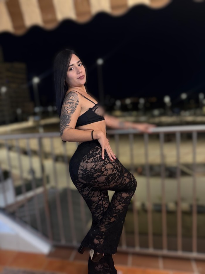 SEXY NOVEDAD EN EMPURIABRAVA