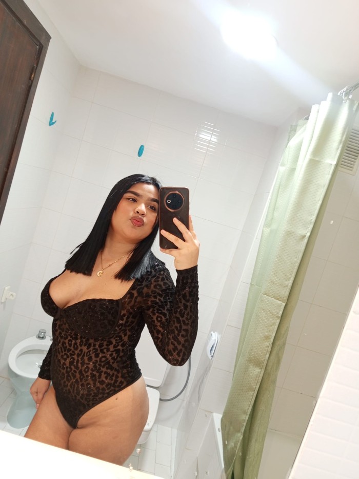 VALENTINA VENEZOLANA VICIOSA FIESTERA FUENLABRADA