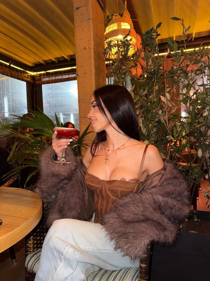 JOVEN 22 AÑOS HAGO SEXO ANAL,SALIDAS DE PAREJA
