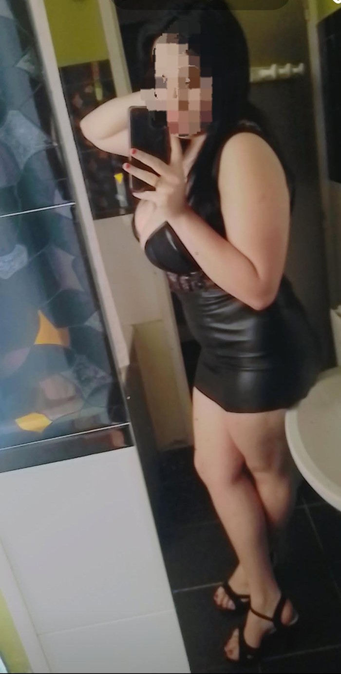 PRECIOSA MUJER DE TETAS GRANDES SOLO PARA TI