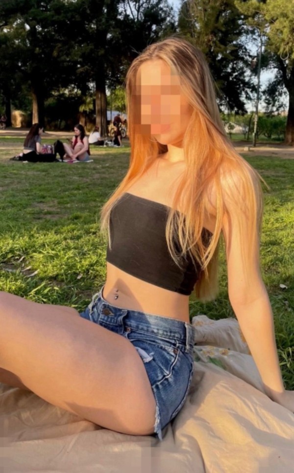 Flaquita cariñosa implicada