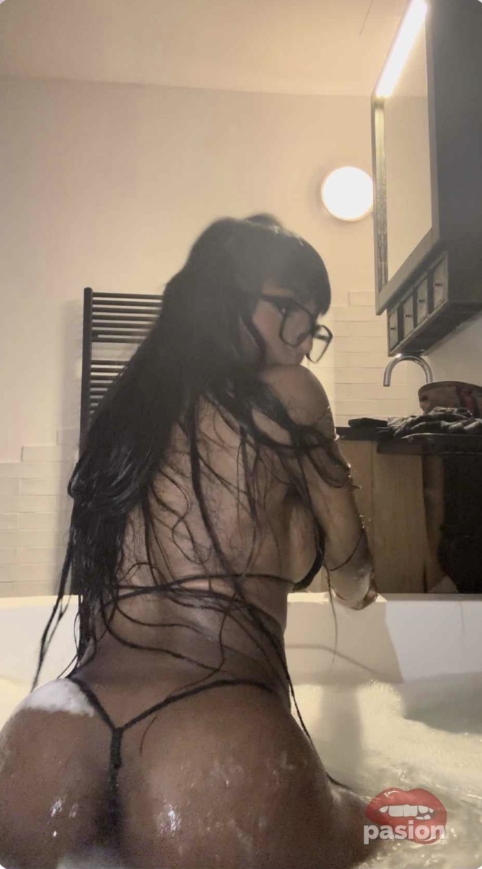 Tania NOVEDAD POR PRIMERA VEZ