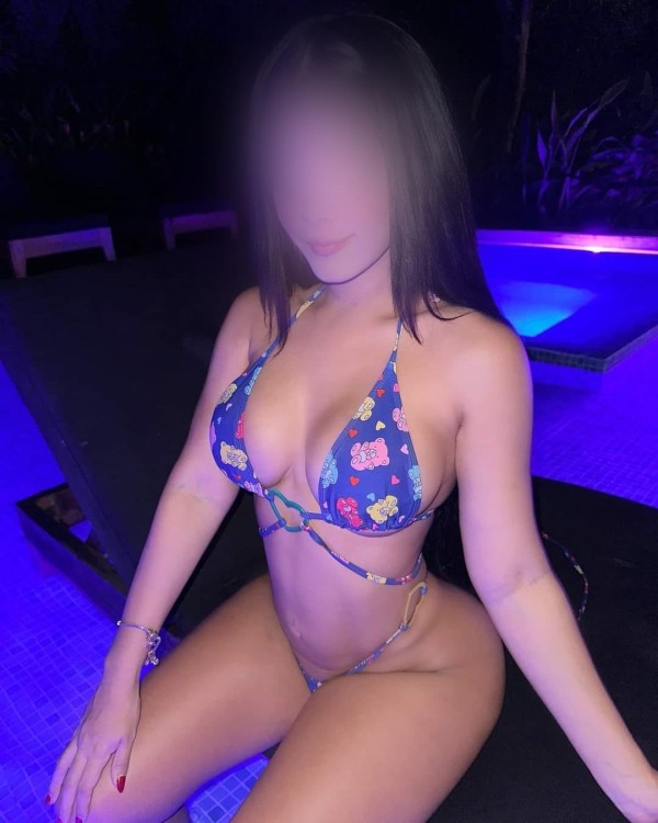 CALIENTE, COMPLETA Y CACHONDA.. TAMBIEN SALIDAS Y VIDEO LLAMADAS
