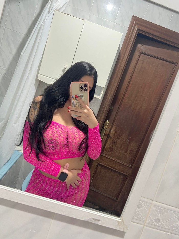 Pamela ,morena muy sexy ,en Pinto