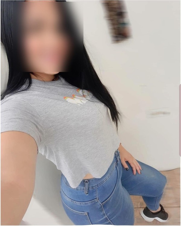 Conejito tragón y estrecho.No querras sacarla !Novedad!.