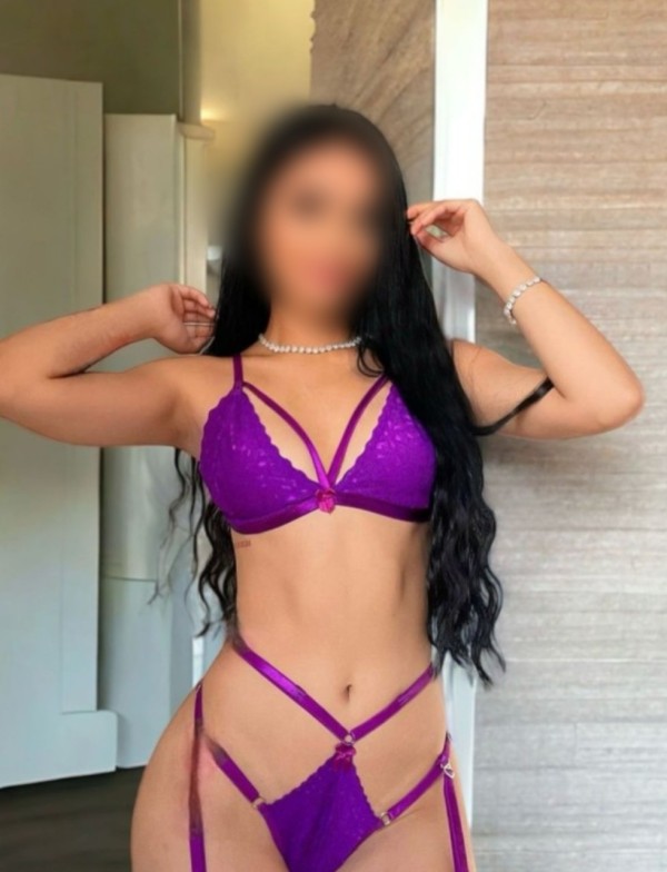 PRECIOSA ESCORT JUGUETONA BESUCONA Y ARDIENTE