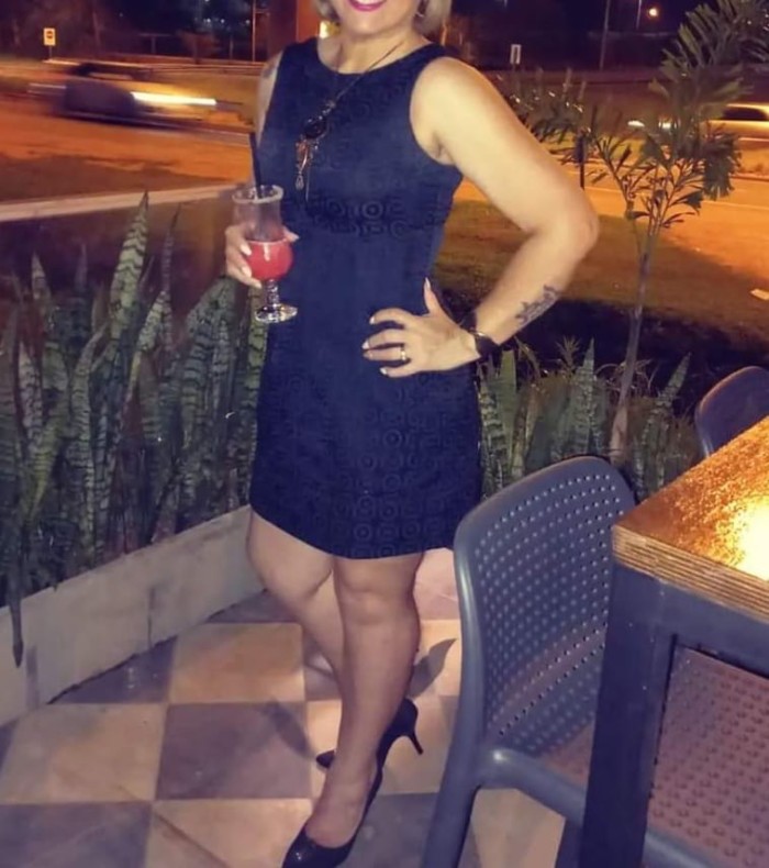 Rubia madurida !! Masajes !! Griego!!