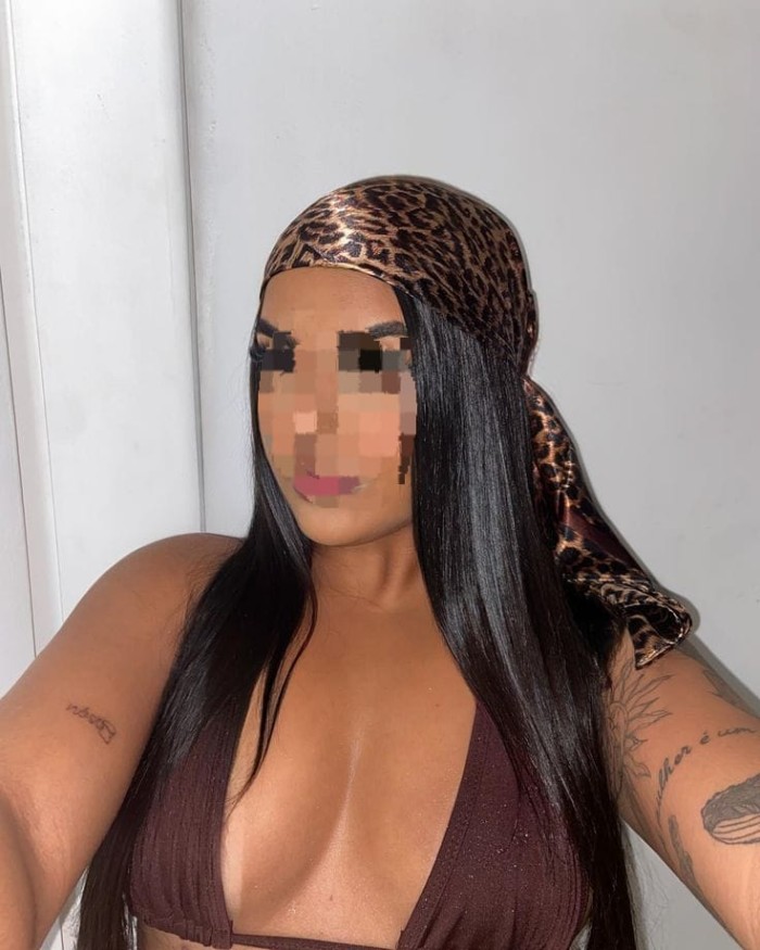 Joven, Atrevida y Muy Adictiva