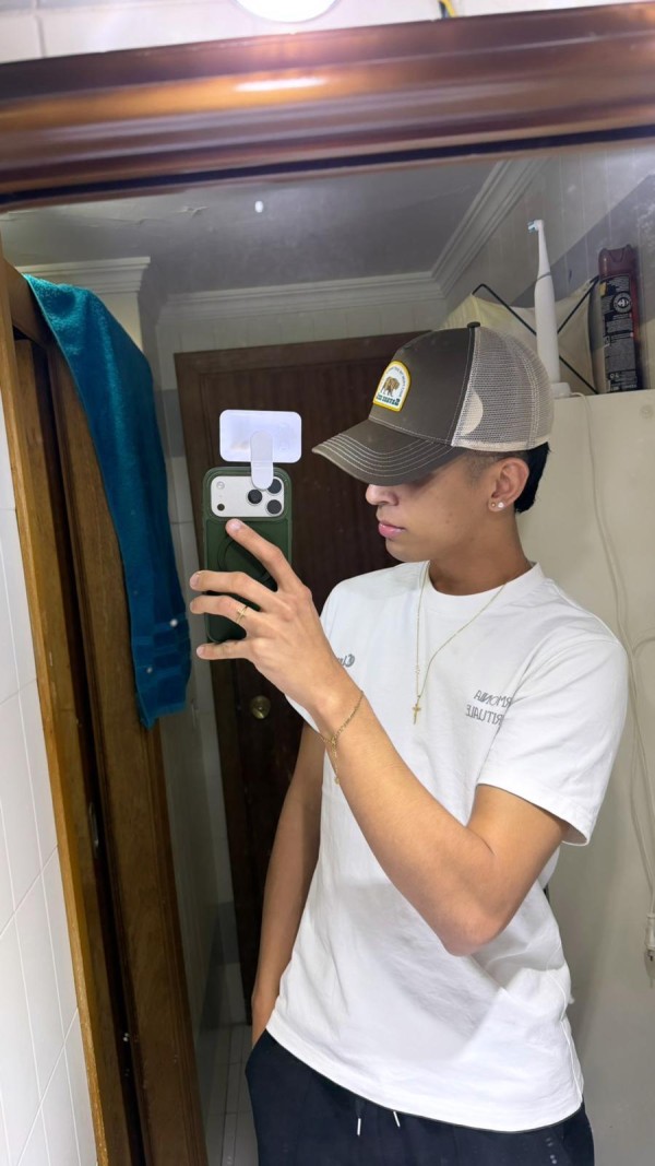 esteban latino