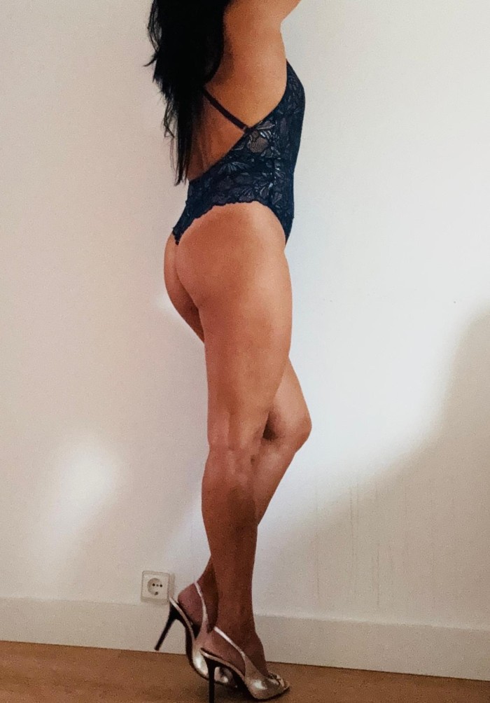 SOY MARIA, CALIENTE Y DISCRETA SOLO PARA TI