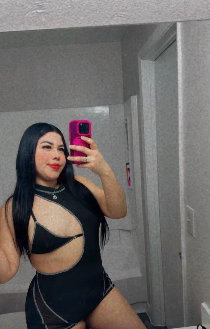 JUVENCITA SUPER JUGUETONA EN LA ZONA