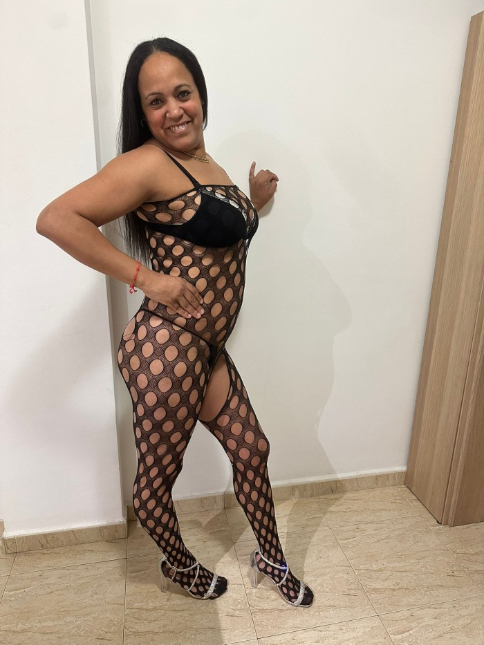 Cubana ardiente en Benalmadena NOVEDAD